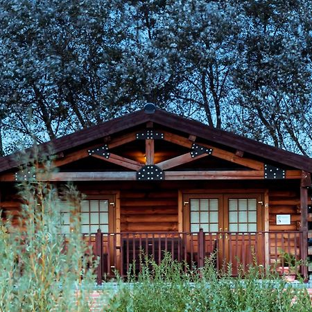 No, 6 Lake View Lodges - 28283 Old Leake ภายนอก รูปภาพ